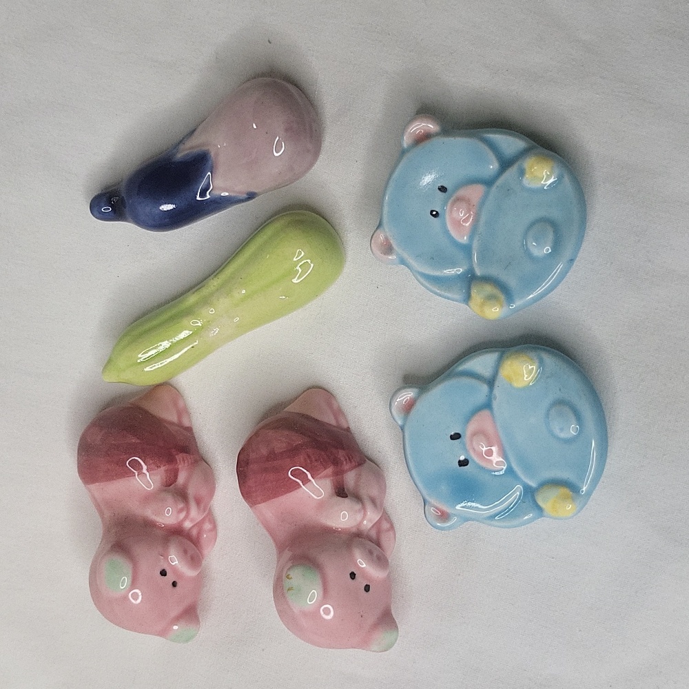 Lot of 6 ceramic cute chopaticks rests